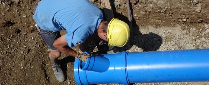 raccords pour tuyaux d'égout