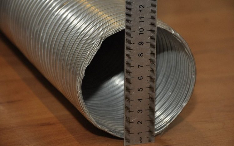 Un rôle important dans l'installation de la ventilation est joué par le diamètre du tuyau ondulé Tuyau ondulé pour la ventilation