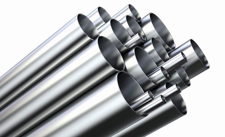 Les tuyaux en acier sont de diamètres différents et sont utilisés pour les pipelines à diverses fins. manchon à sertir pour tubes en acier