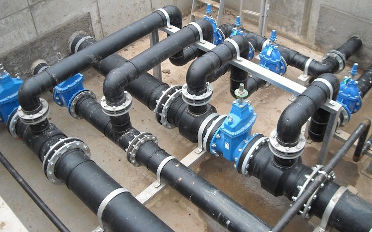 Les propriétés et les caractéristiques de ces tuyaux permettent leur utilisation non seulement dans la vie quotidienne, mais aussi dans les installations industrielles tuyaux en polypropylène pour l'approvisionnement en eau