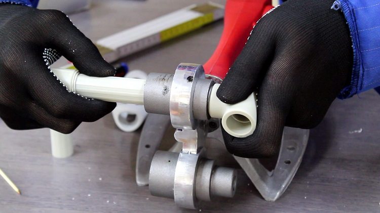 Segments de tuyaux renforcés en fibre de verre les plus faciles tuyaux en polypropylène pour l'approvisionnement en eau