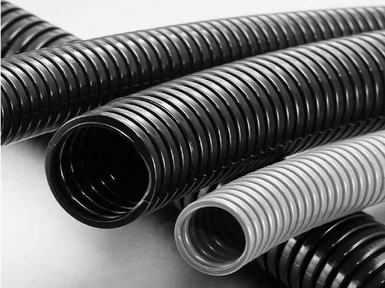 L'utilisation de tubes ondulés dépend de leur diamètre Tuyau en PVC ondulé