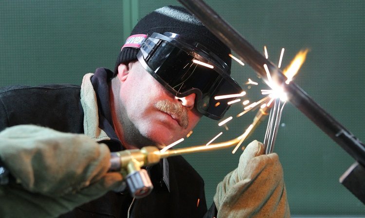 S'il n'y a pas d'eau dans le système de chauffage, la méthode de soudage à chaud des tuyaux est utilisée comment intégrer un tuyau dans un tuyau de chauffage