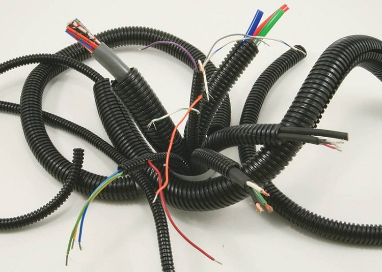 Le choix du diamètre du tube ondulé dépend de la section du câble qui y sera posé Tubes électrotechniques ondulés