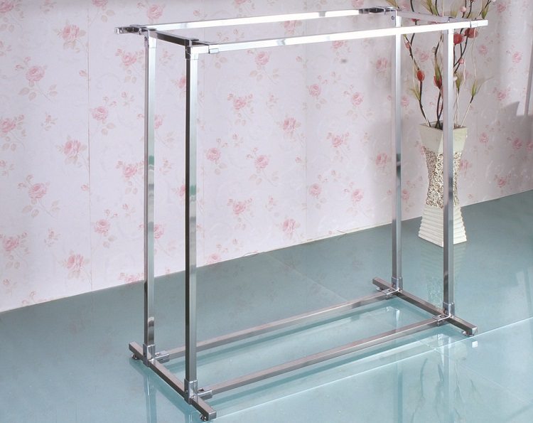 Les tubes profilés en miroir sont utilisés pour la production de meubles, d'articles d'intérieur, comme divers éléments décoratifs Tubes profilés en acier inoxydable
