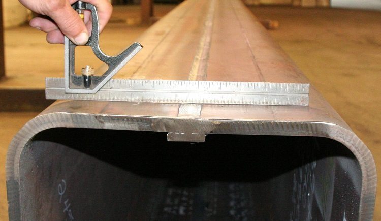Les tuyaux produits sont testés pour la conformité aux paramètres spécifiés dans GOST GOST 30245 2003: tubes carrés en acier, assortiment