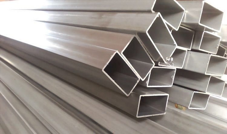 Les tuyaux rectangulaires en acier inoxydable sont résistants à la corrosion Tubes rectangulaires en acier