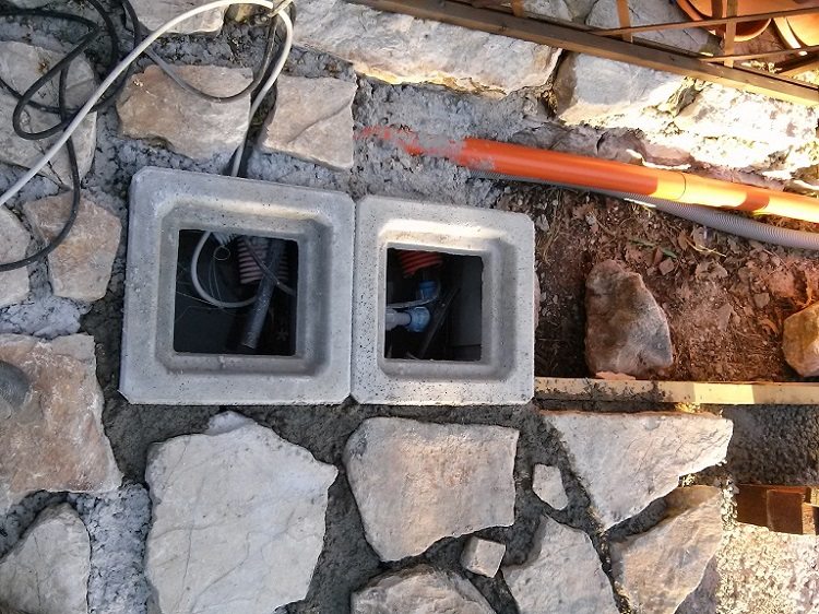 Les ondulations en PVC et HDPE peuvent être utilisées pour la pose cachée de réseaux - dans le sol, les murs, le sous-sol Tuyau ondulé GOST