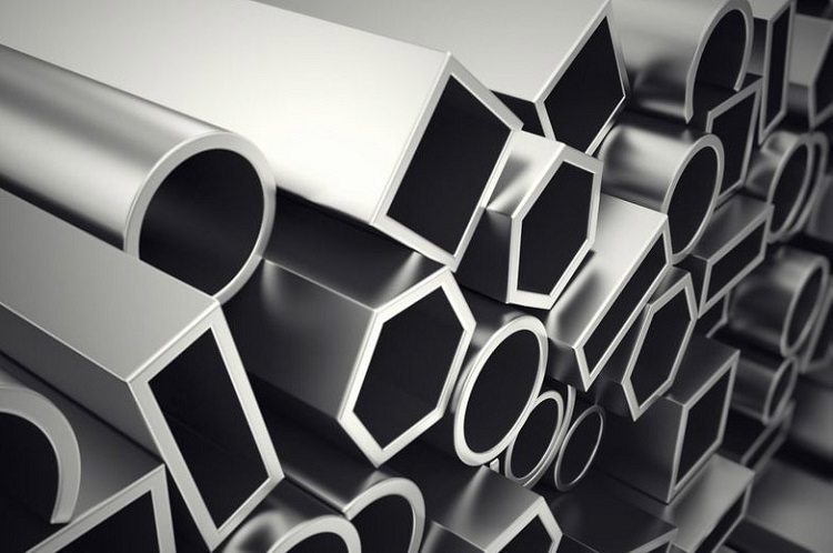 La gamme de tubes profilés comprend une grande variété de formes en coupe tube en acier profilé