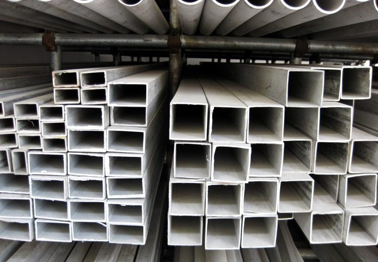 Chaque type de tube profilé est disponible en plusieurs tailles. Tubes profilés
