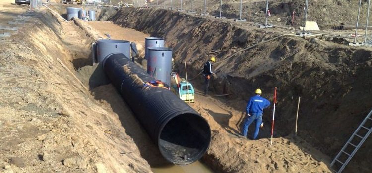 Les tuyaux en polymère ainsi que les tuyaux en acier sont utilisés pour l'installation de réseaux d'eau à diverses fins Conduites d'eau GOST