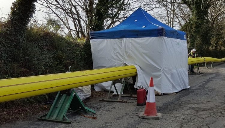 Les tuyaux PND jaunes sont conçus pour les gazoducs Installation de tuyaux en PEHD pour l'alimentation en eau