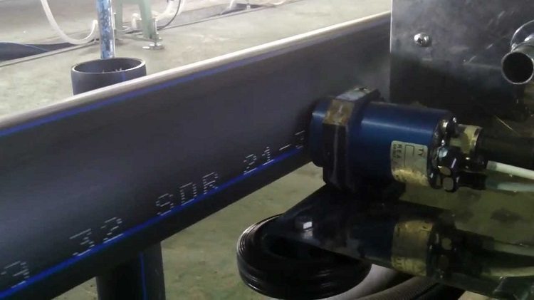 Le paramètre SDR est le rapport du diamètre du tuyau à l'épaisseur de sa paroi, les caractéristiques du produit dépendent de ce paramètre Tuyau en PEHD