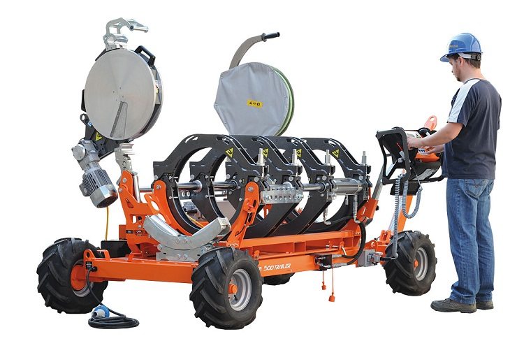 Les machines de soudage professionnelles sont contrôlées par ordinateur Le dispositif de soudage des tuyaux PND