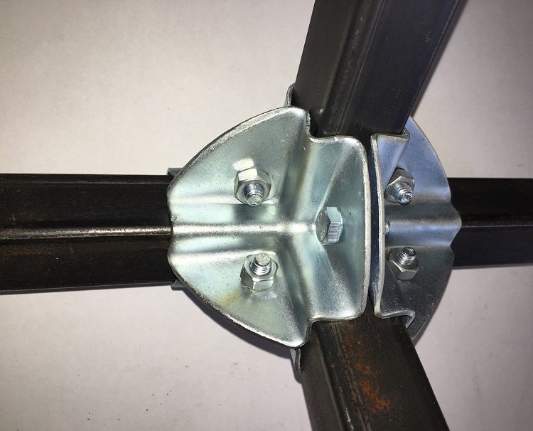 Le système de crabe vous permet d'obtenir une connexion fiable et durable en utilisant uniquement une clé Système de crabe pour tubes profilés