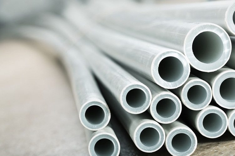 Pour le chauffage, utilisez uniquement des modèles de tuyaux en polymère renforcé. Tuyaux en PVC pour le chauffage