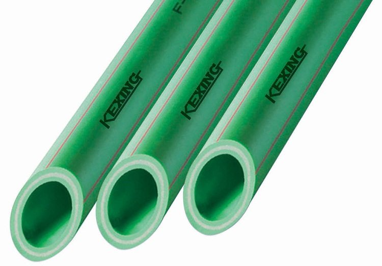 Les tuyaux en PVC chloré ont une conductivité thermique inférieure, ils n'ont donc pas besoin d'isolation thermique Tuyaux en PVC pour le chauffage