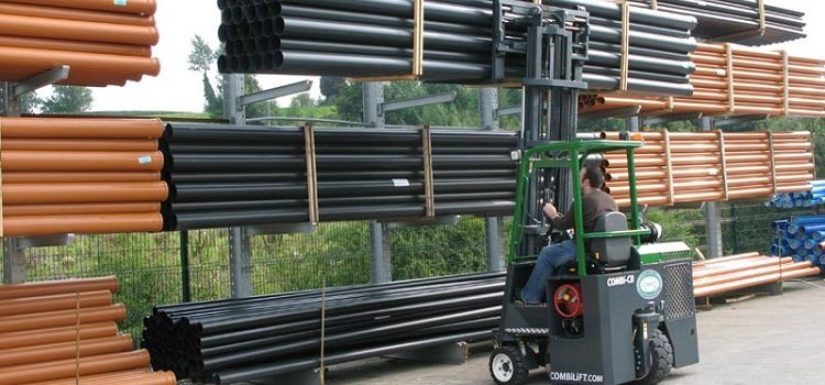 Les tuyaux de plomberie modernes sont fabriqués non seulement à partir de métaux, mais aussi à partir de polymères Tuyaux de plomberie