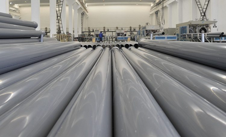 Les plastifiants ne sont pas utilisés dans la fabrication de tuyaux en PVC-U, par conséquent, ces produits sont plus rigides que le chlorure de polyvinyle conventionnel Tuyau en PVC