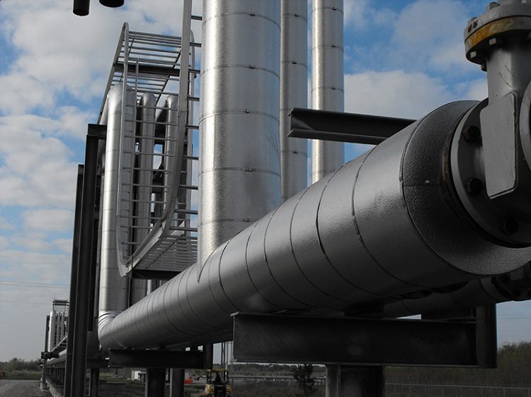 L'isolation thermique couvre non seulement les pipelines domestiques, mais aussi les pipelines industriels Isolation thermique pour tuyaux