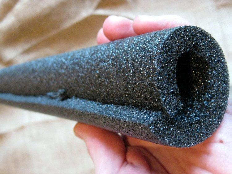 Les plus efficaces sont les matériaux isolants à structure poreuse ou fibreuse Isolation thermique pour conduites d'eau