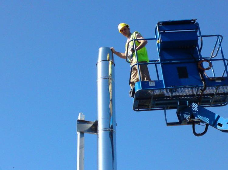 L'installation des cheminées est réalisée selon un projet développé selon les règles Tuyaux de chaudière