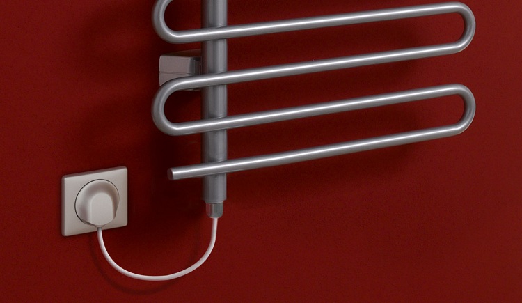 L'appareil de type sec n'a pas une grande capacité et ne pourra pas chauffer la salle de bain Porte-serviettes chauffant électrique