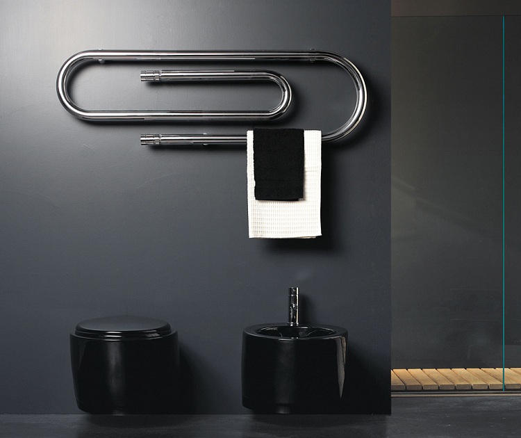 Une gamme moderne de porte-serviettes chauffants vous permet de mettre en œuvre toute idée de design dans la conception de l'intérieur Porte-serviettes chauffant électrique