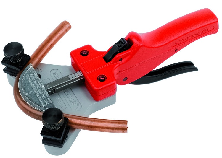 Cintreuse simple pour arbalète, adaptée pour travailler avec des tuyaux jusqu'à 32 mm de diamètre Cintreuse de tuyaux manuelle