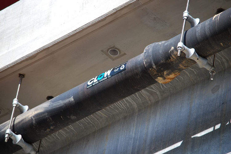 Les tuyaux peuvent être connectés par extension successive lorsqu'un bord plat du tuyau suivant est inséré dans la prise du précédent Tubes en fonte ductile