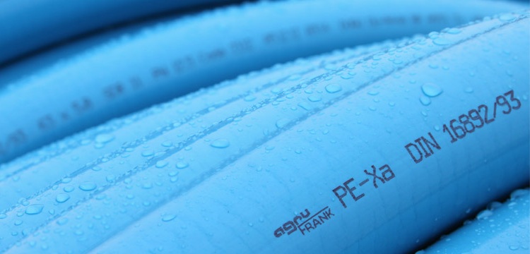 Chaque fabricant de tuyaux doit étiqueter ses produits conformément aux normes acceptées. Tubes en polymère