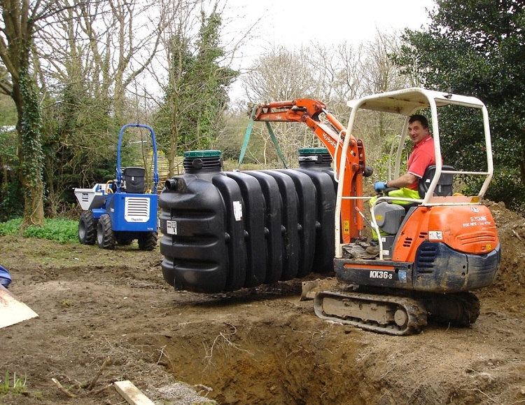 Le système de drainage local doit être équipé d'une fosse septique ou d'un aérateur Réseaux d'égouts extérieurs SNiP