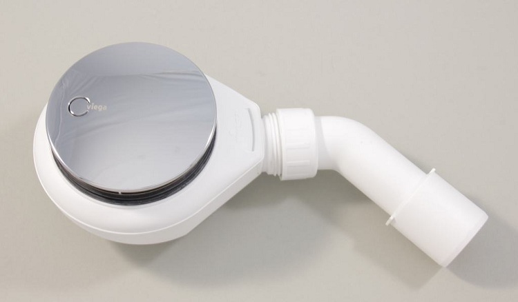 Les échelles diffèrent par leur conception et leur forme, la plus courante étant le type de membrane Drain de porte sèche