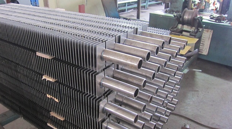 La méthode de production des tuyaux, la forme des nervures et la méthode de leur fixation se reflètent dans les caractéristiques techniques des produits et déterminent le champ d'application Tubes à ailettes
