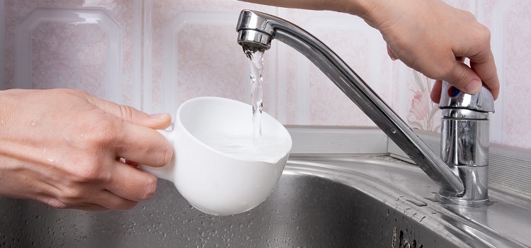 Lors du calcul du débit d'eau, plusieurs facteurs sont pris en compte, l'un des plus importants étant la section transversale du tuyau d'alimentation et la pression dans le système Calcul de la consommation d'eau sur la section transversale du tuyau
