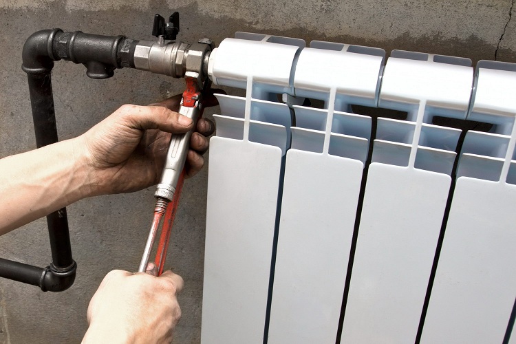 Pour installer un Américain, vous avez besoin des outils les plus simples Composé américain