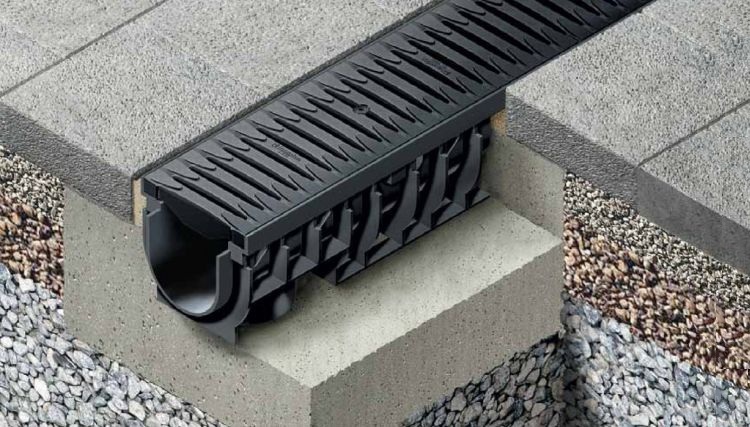 La taille des bacs de drainage dépend de la quantité de précipitations dans une région particulière Plateaux de drainage