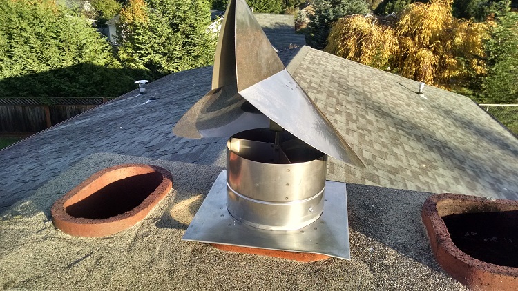 Pour la fabrication de déflecteurs, l'acier inoxydable est le plus souvent utilisé, il est durable, relativement peu coûteux et non sujet à la corrosion Déflecteur de tuyau de ventilation