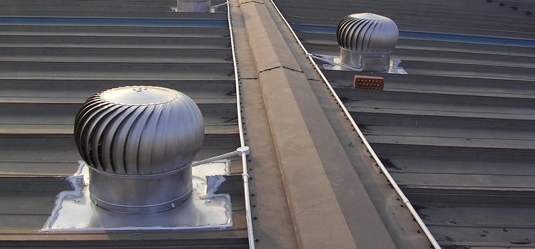 Les systèmes de ventilation sont souvent équipés de déflecteurs, de tels dispositifs contribuent à une traction accrue Déflecteur de tuyau de ventilation