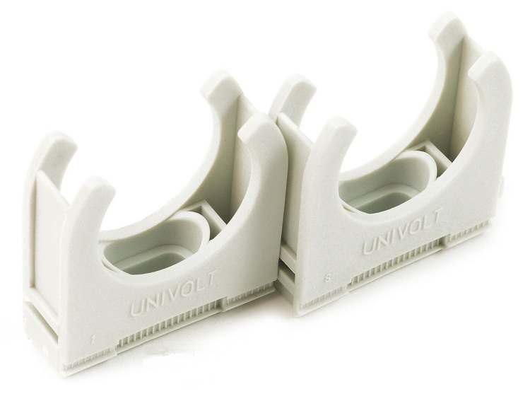 Les clips doubles sont pratiques pour l'installation d'un système d'alimentation en eau lorsque des tuyaux d'eau chaude et froide sont situés à proximité Fixations de tuyaux