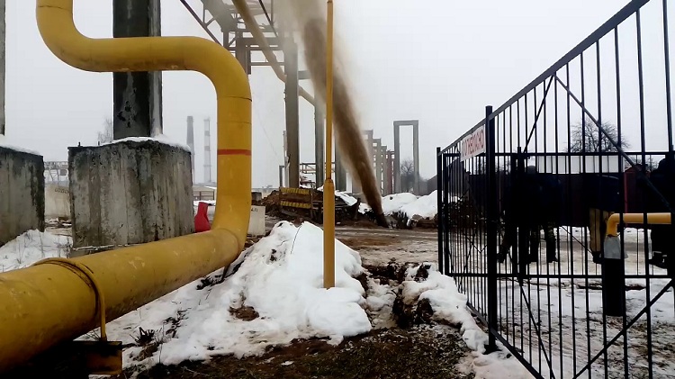 La purge de gaz est un processus complexe et sérieux, dont les caractéristiques dépendent de l'emplacement des tuyaux, de leur longueur et de leur diamètre Nettoyage de tuyaux