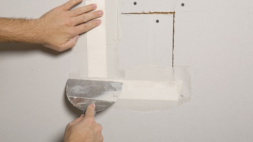 Boîte de cloison sèche - l'une des solutions de masquage de tuyaux les plus populaires Comment cacher des tuyaux dans la cuisine