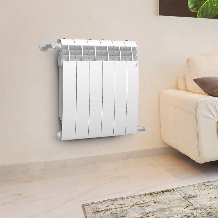 Les radiateurs en aluminium s'intègrent parfaitement dans n'importe quel intérieur Radiateurs de chauffage en aluminium